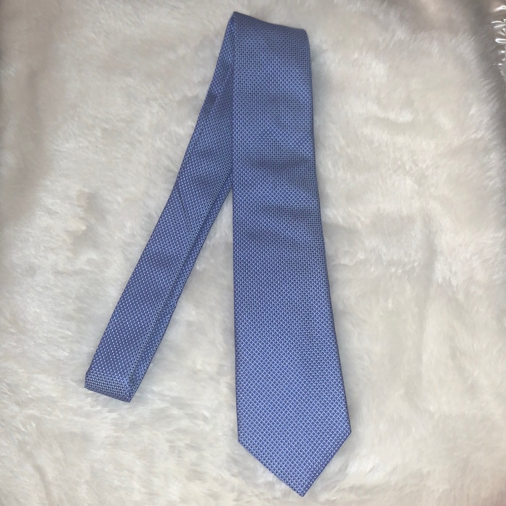 Charles Tyrwhitt tie